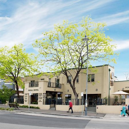 Royal Hotel Springwood Kültér fotó